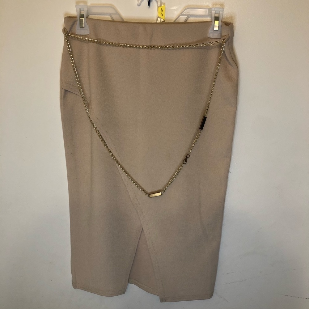 Skirt with chain💰💰💰